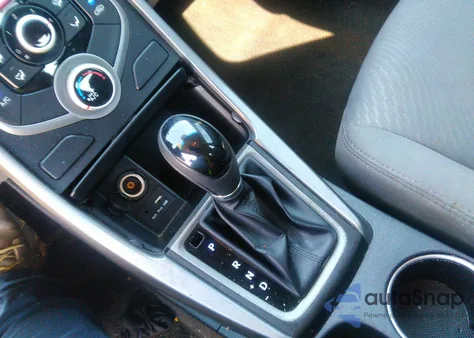 2015 Hyundai Elantra Se из США, поврежденный, VIN 5NPDH4AE7FH636051